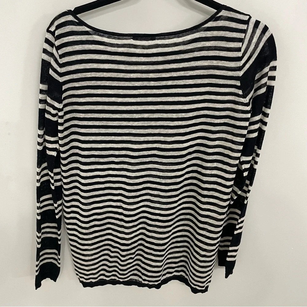 New! Club Monaco Featherweight Linen Blend Sweater Size Medium Black Stripe.  B - Picture 4 of 7